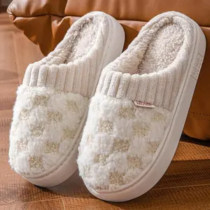 Checkered Plush Slippers for Men & Women – Warm Fuzzy Memory Foam Indoor/Outdoor House Shoes, Non-Slip Cozy Winter Bedroom Slippers