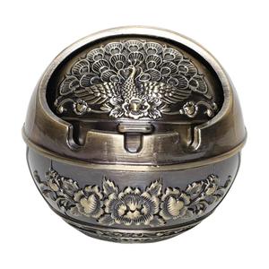 vintage metal peacock print ashtray, 1 count portable travel ashtray, reusable for outdoor dining room office indoor home bar use, travel essentials