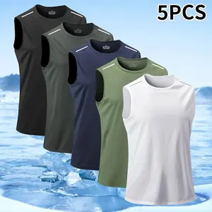 A set of five men’s sleeveless tank tops featuring a casual crew neck design, perfect for vacations and casual gatherings during spring and summer.