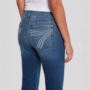 Slim-fit, elastic, mid-rise flared jeans for women