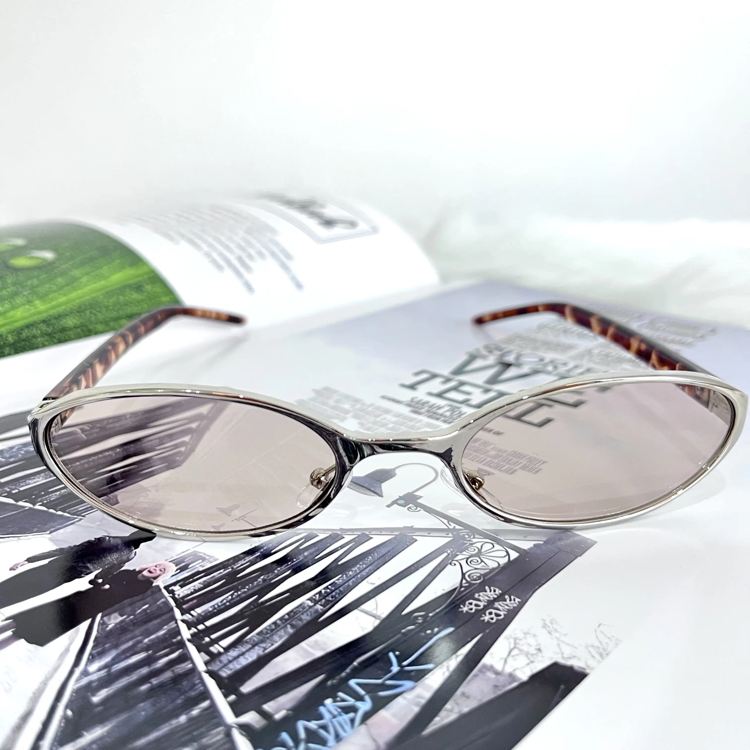 Minimalist Silver Oval Sunglasses - Vintage Chic Retro Eyewear with Tortoise Temples for Men and Women, Everyday Trendy