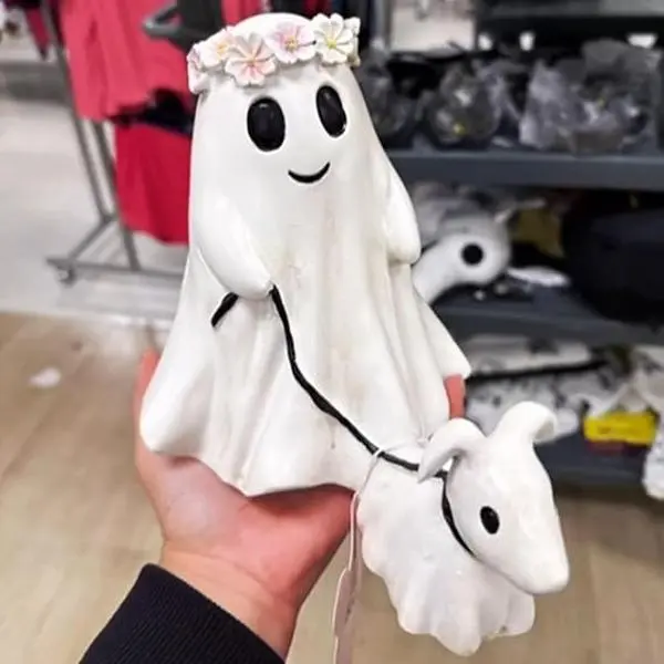 Ghost Walking Dog Statue,Spooky Ghost Dog Halloween Figurine,Halloween Ghost Dog Statues, Halloween Home Tabletop Decorations Ghost Walking His Ghost Dog, Spooky Ghost Halloween Decor halloween candle holiday candles home candles