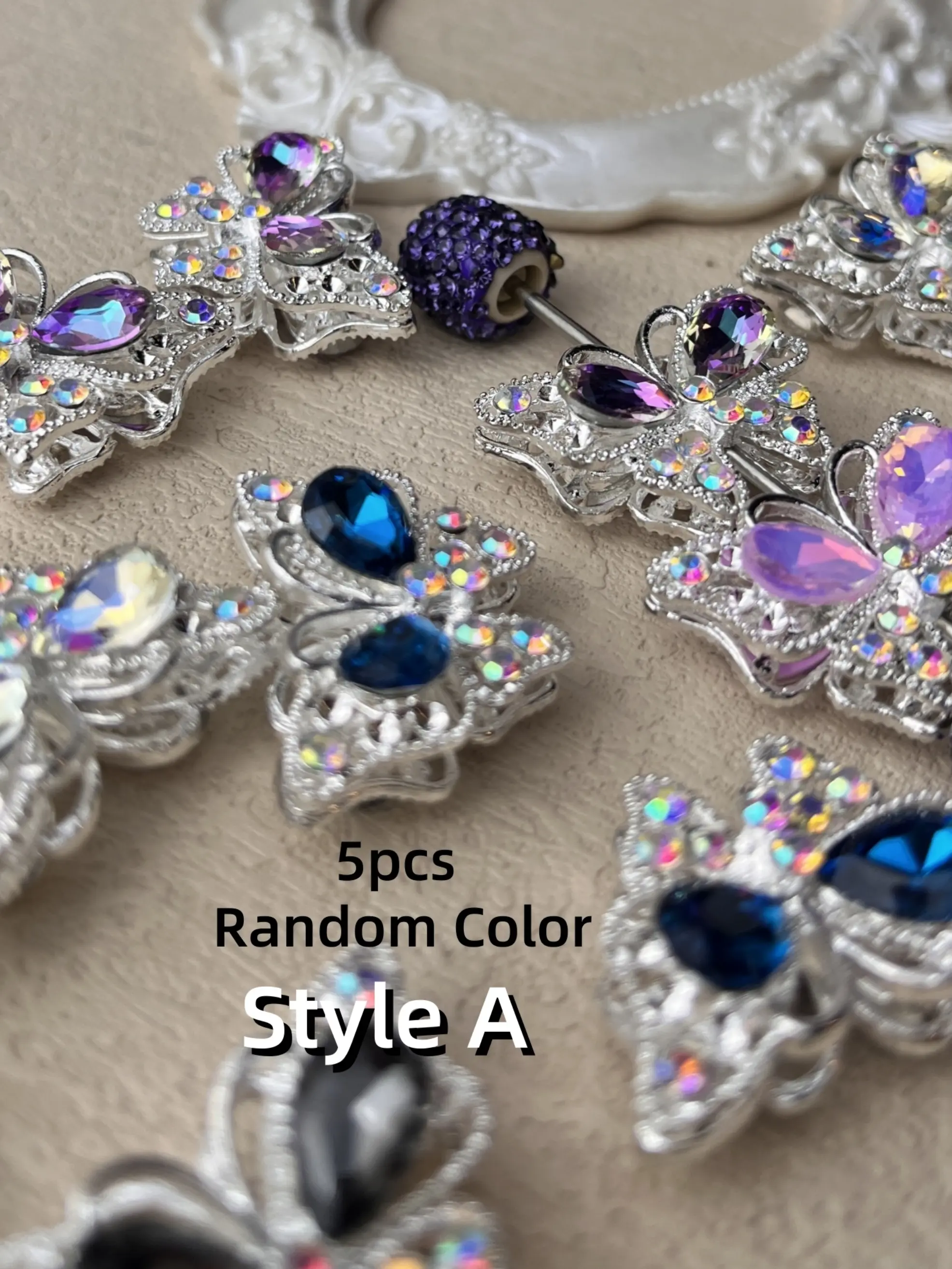 5Pcs Random Color Alloy Butterfly Rhinestone Beads, Butterfly Charms, Charms For Crafts, perfect for DIY Key Chain Phone Chain Beaded Pen Jewelry Making, Multiple Styles Available, DIY Beading Accessories