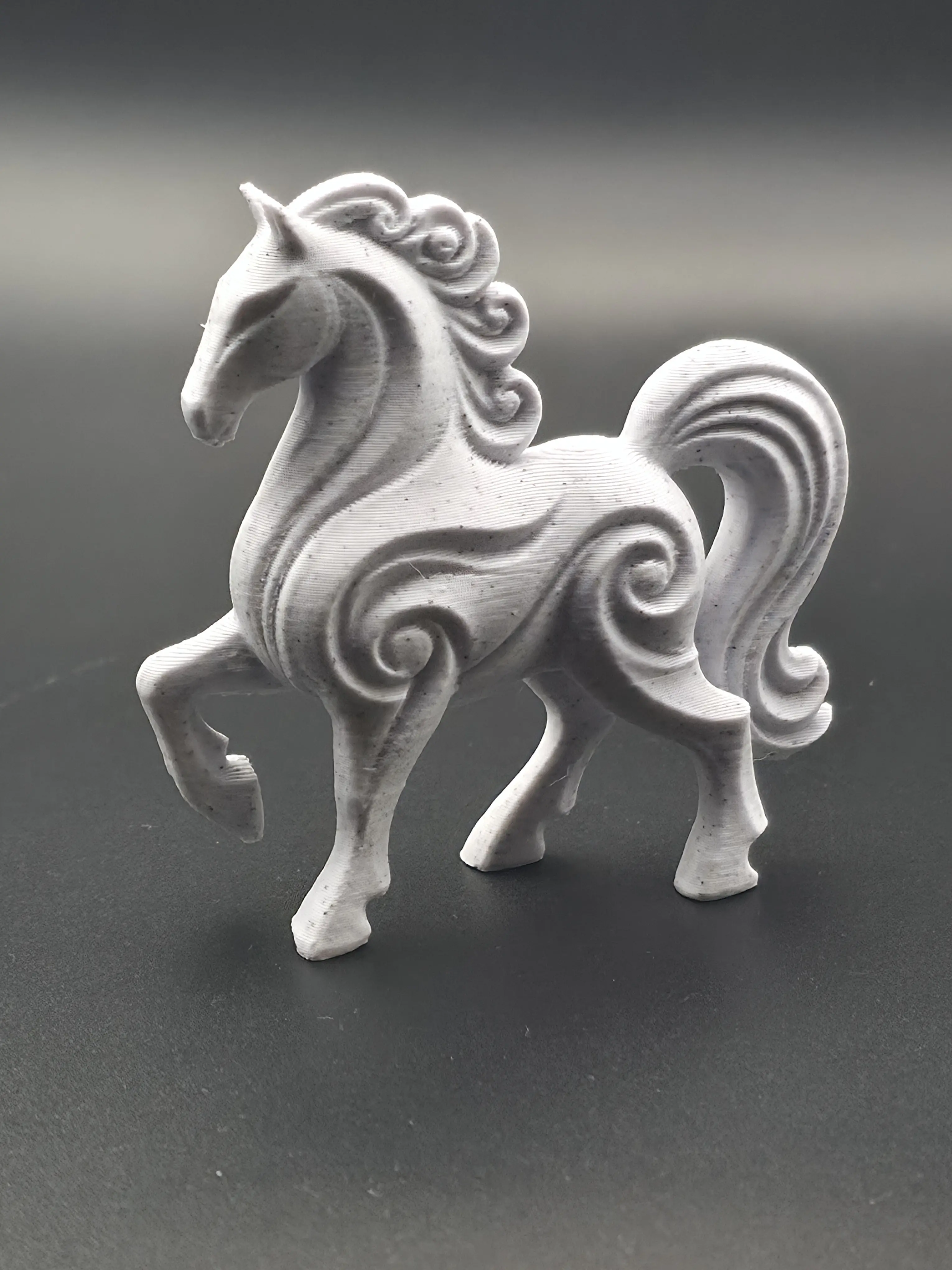Spiral Horse Statue - 3D Printed - Small Desk Decor for Animal Lovers and Horse Enthusiasts