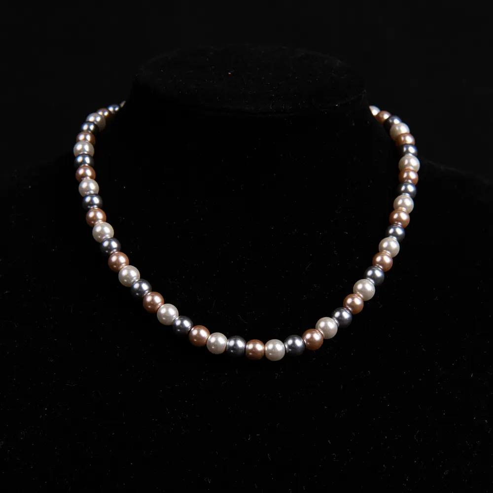 New French-style multicolor candy-colored freshwater Freshwater Pearls necklace, a sophisticated and versatile collarbone chain with an elegant design. The perfect gift for girlfriends, wives, mothers, or friends，ideal for parties, banquets, summerwins,su