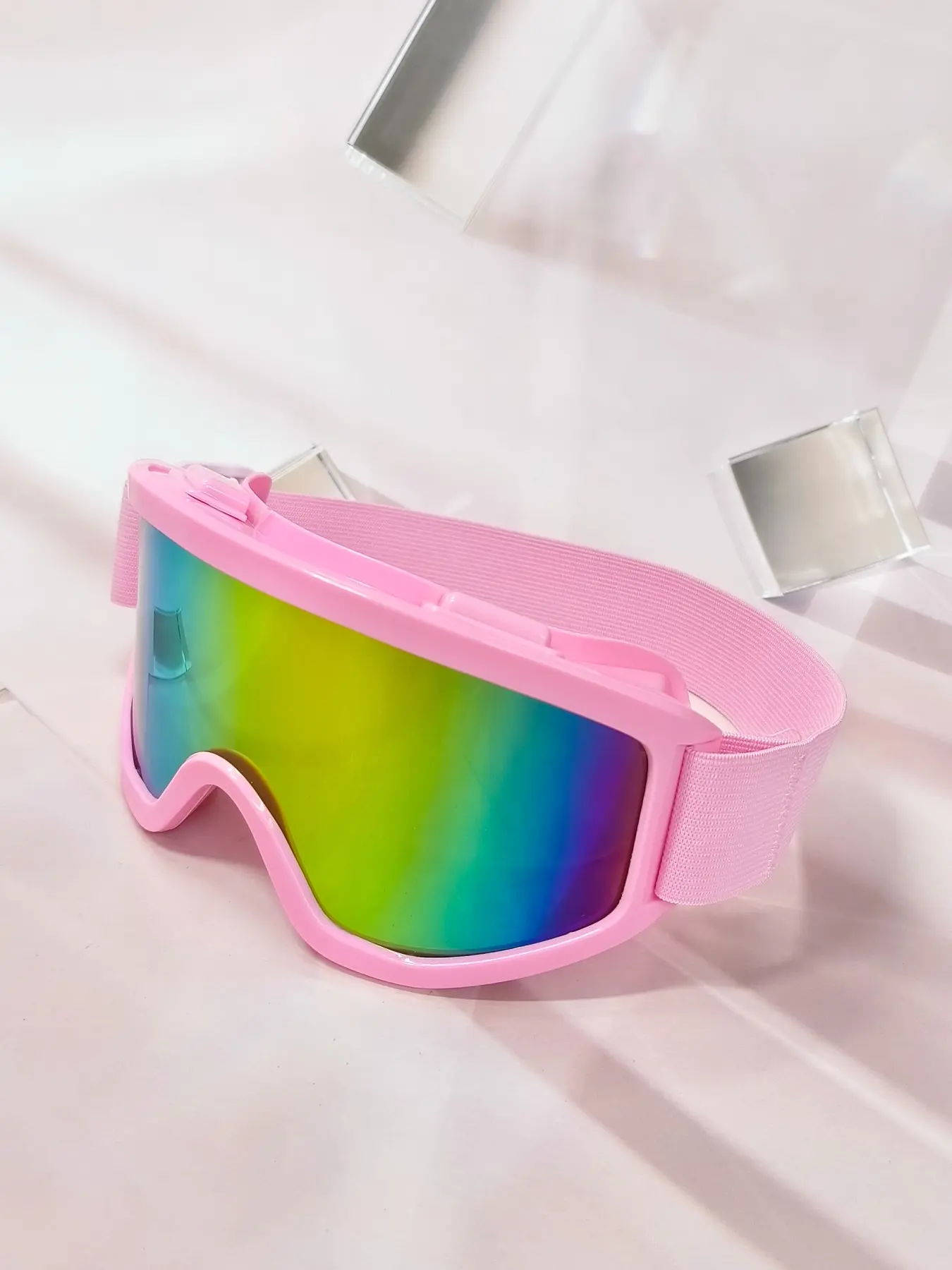 Sporty Skiing Goggles with Four Breathable Holes, Outdoor Windproof Goggles for Skiing, Motorcycle Riding, Skiing Accessories