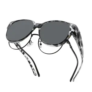 Retro tortoise shell sports glasses polarized sunglasses can be worn over glasses unisex stylish square wraparound sunglasses UV protection outdoor fishing beach