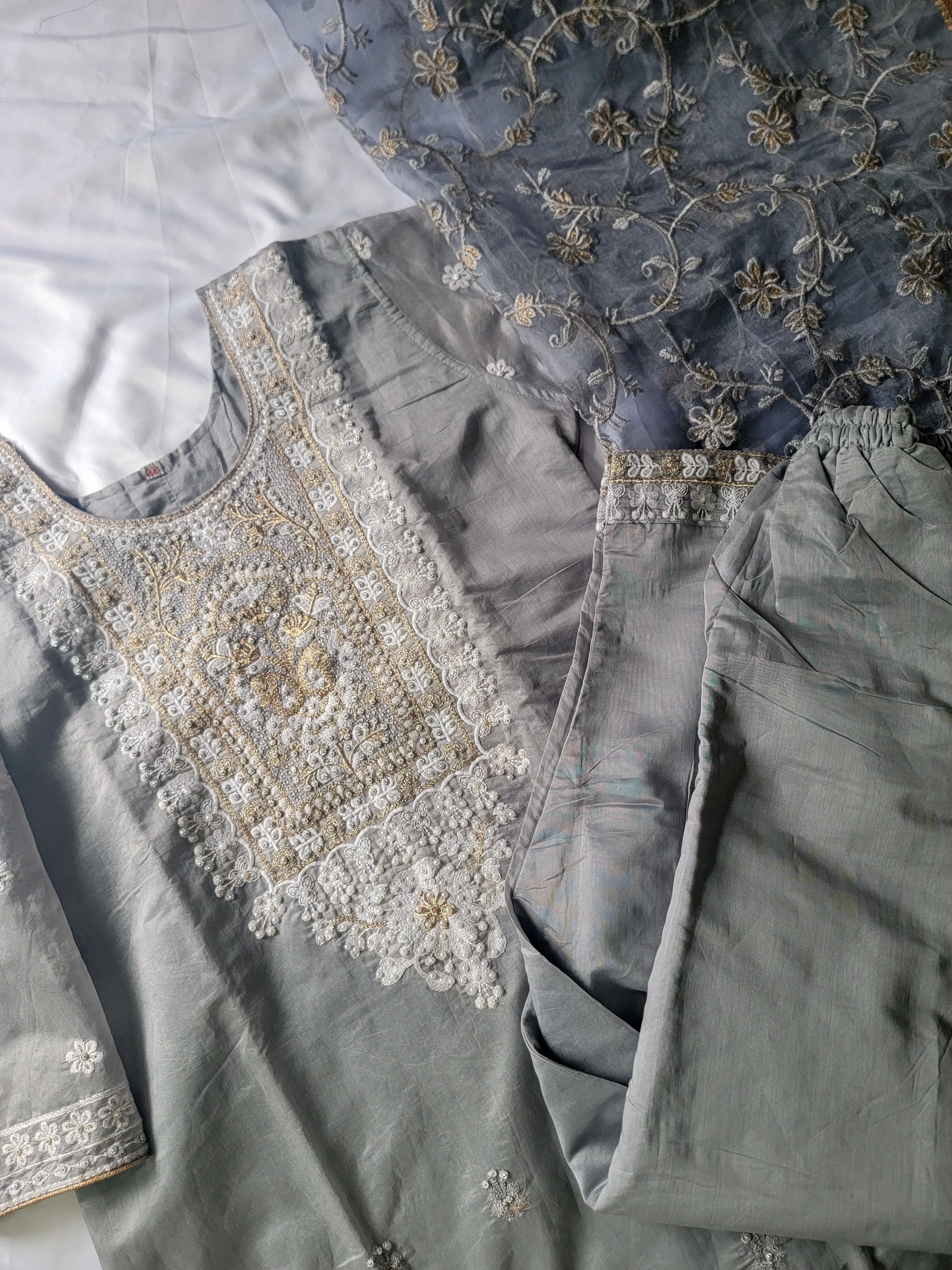 Gray Organza Salwar Kameez