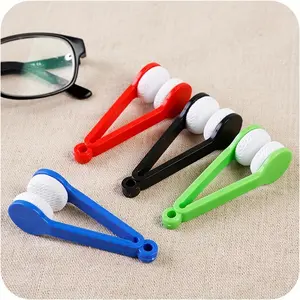 Mini Sun Glasses Eyeglass Microfiber Spectacles Cleaner Soft Brush Cleaning Tool Mini Glasses Eyeglasses Cleaning Clip Household Cleaning Tool