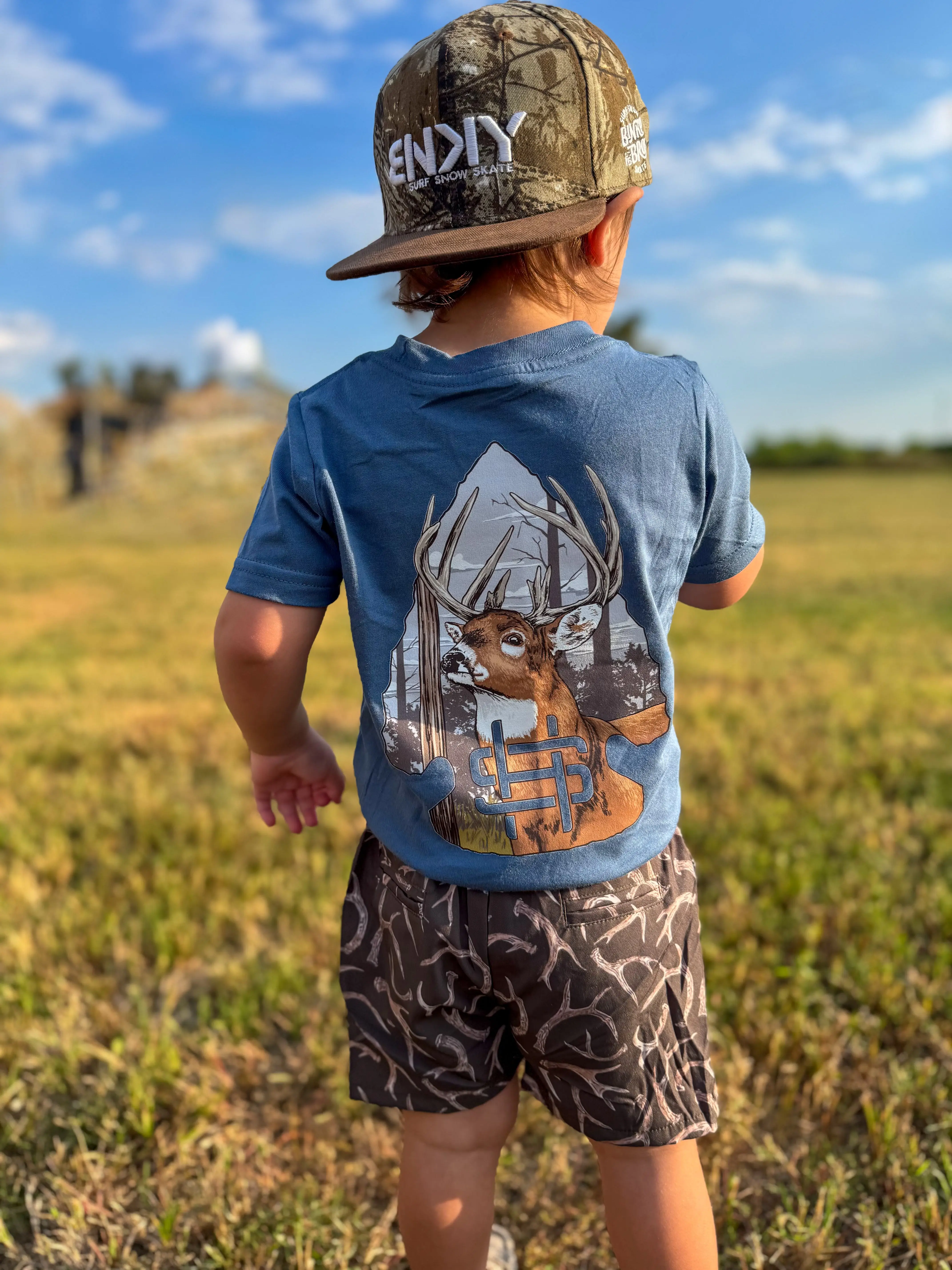 Youth & Toddler On Point Southern boy fashion from toddler clothing to boys' graphic tees, hoodies, and crewnecks built for rugged outdoor play Q0YA