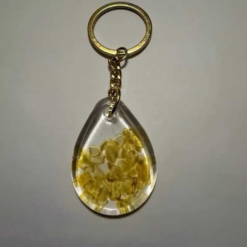 Keychain with citrine inclusions Handmade Epoxy Resin Unique Design with Inclusions for Keys or Bags Practical Decorative Item