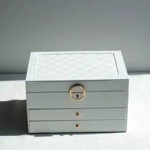 Integrated Three-Layer Jewelry Box, Large Capacity Earring Necklace Ring Organizer, Essential Storage Solution for Accessories