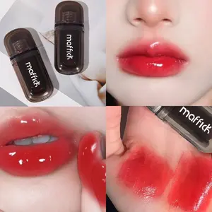 Six-color mirror-finish lip gloss - waterproof and moisturizing liquid lipstick with nude brown shades, easy to apply and transfer-proof.