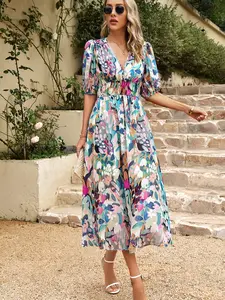 Elegant Slim-Fitting Deep V-Neck Long Dress for Women, Summer Bohemian Vacation Casual All over Print Dress, Ladies Fashion Casual Wear