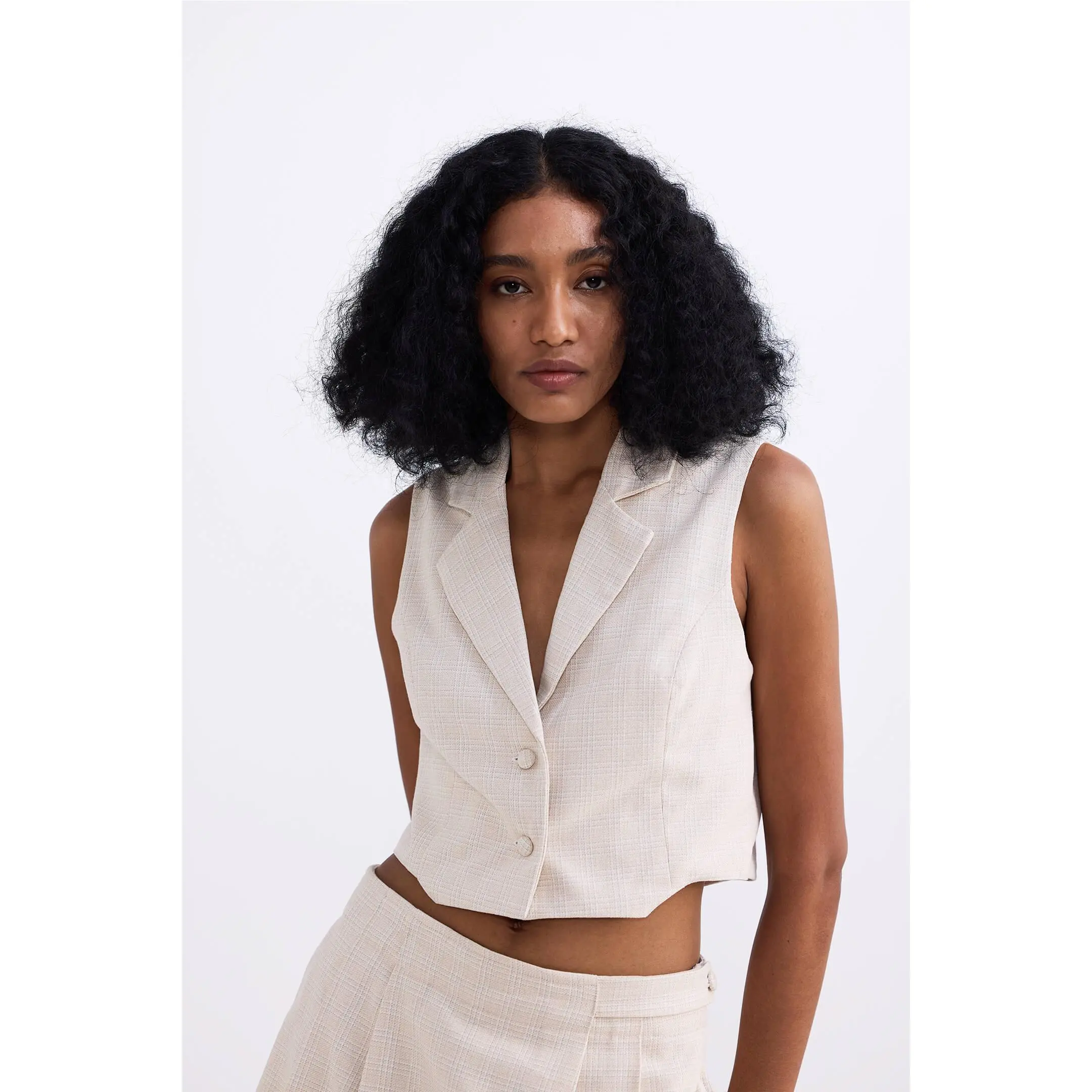 Cropped Cotton Tweed Vest in Cream