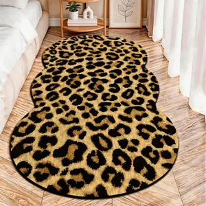 Leopard Print Velvet Rug, Animal Print Rug, Decorative Area Rug, Home Decor Rug, Non-Slip Design, Perfect for Bedroom/living Room/bathroom, All Seasons, Easy to Clean, Home Decorative Rug