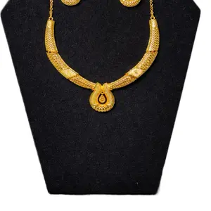Elegant Gold-plated  Necklace & Earrings Set with Intricate Design and Durable Chain