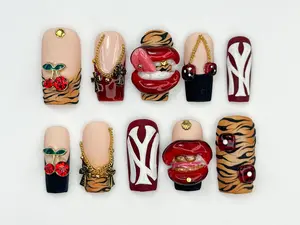 Alice WonderNails – Bold Red Lips Press On Nails with 3D Lips & Chains | Statement NY Streetwear Nails | Red & Gold Handmade Nail Art – AW383