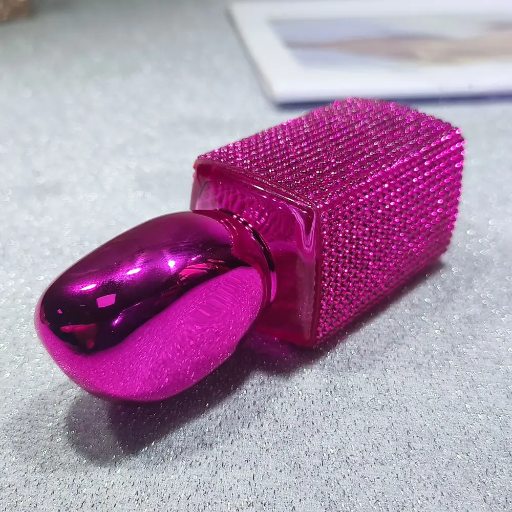 30ML High-Value Diamond Encrusted Perfume Bottle Empty, Compact Size Stylish Refillable Design Reusable Scent Container, Perfect for Fragrance Storage, Elegant Bottle