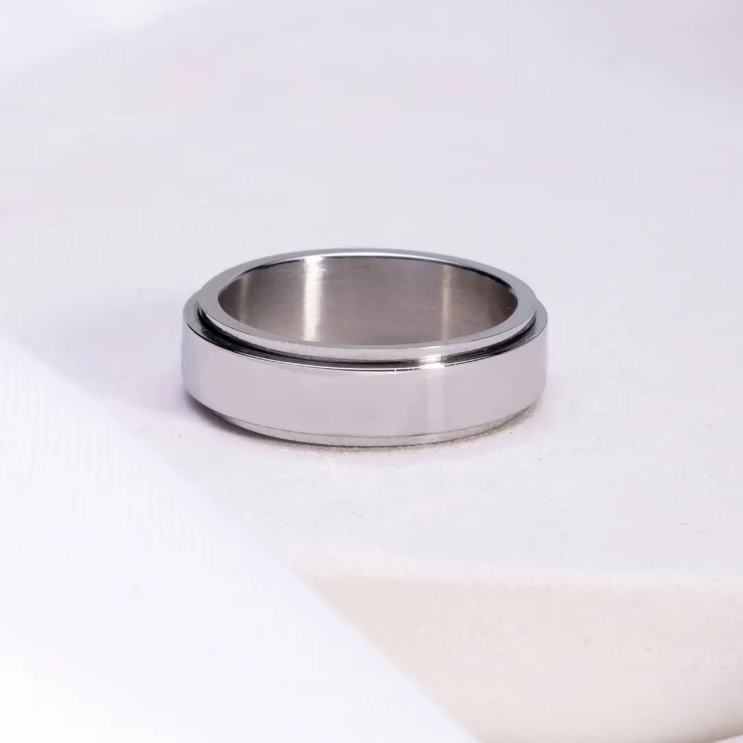 Custom Engraved Spinner Ring – Personalized Fidget Ring