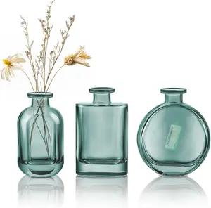 Iossst Maary Reed Diffuser Set with Tulip Flowers Vintage Rectangular Bottle Lavender Scent 6.76 fl oz for 120 Days Narrow Spaces Flower Reed Diffuser Long Lasting for Bathroom Office Decor