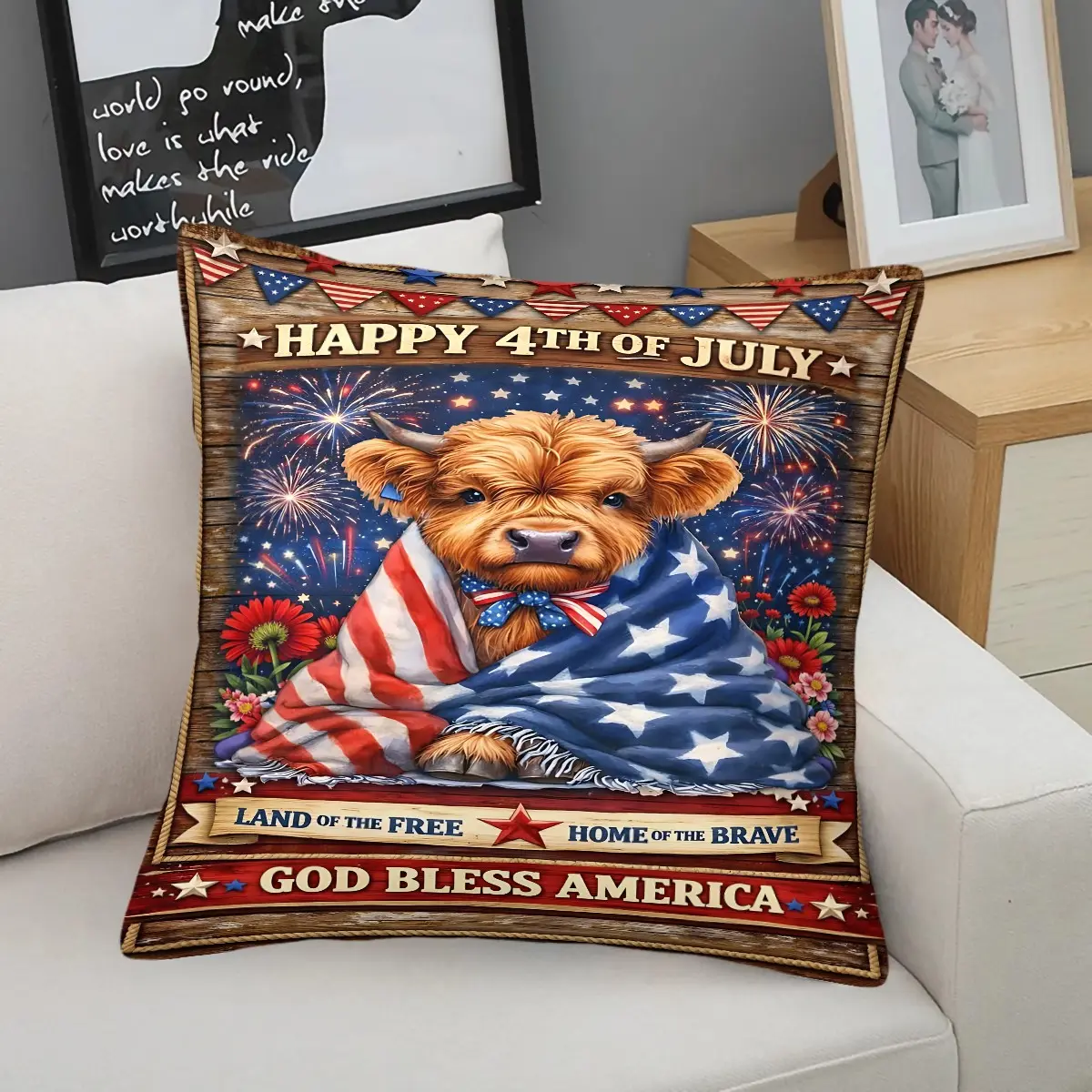 4th of July Patriotic Highland Cow Throw Pillow, Rustic Western Farmhouse Cushion Accent Pillow, Includes Pillow Core, Soft Comfortable Home Decor Pillows for Sofa Bedroom Living Room, Perfect Independence Day Gift for Family