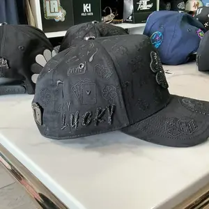 Lucky italiense hat