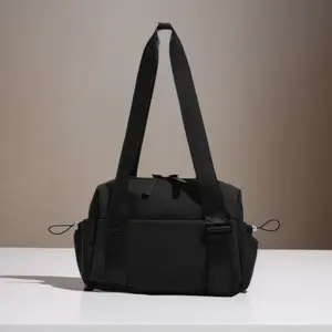 Waterproof Nylon Small Fitness Bag, Adjustable Shoulder Strap, Wet Compartment, Reinforced Stitching, Workout Pack, Small Gym Bag, Sports Accessory