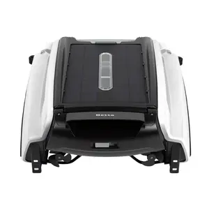 Betta SE Solar Powered Smart Robotic Pool Skimmer