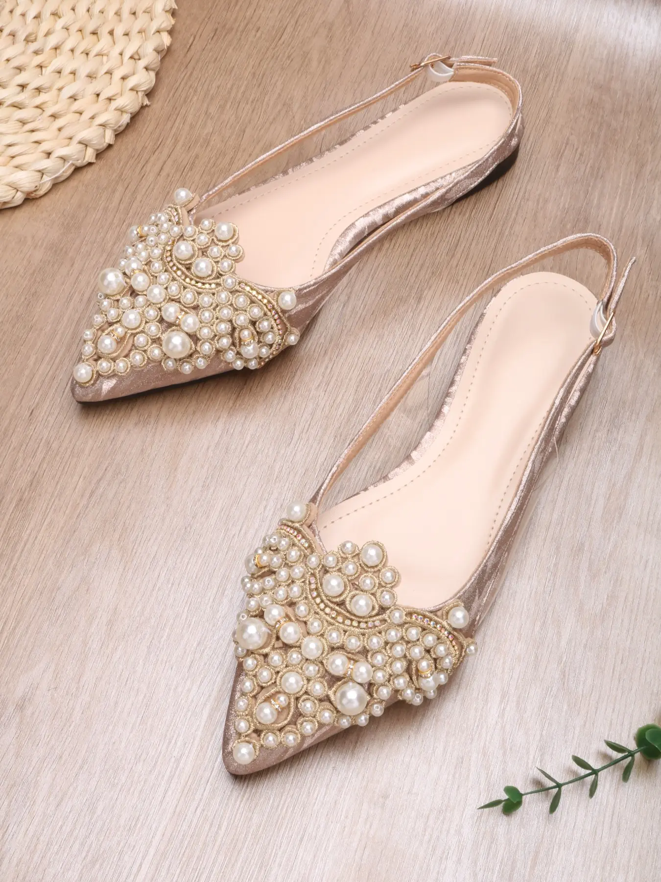 Women's Pearl Buckle Sandals, Classy Sandal, Comfortable French Style Slip-On Shoes, Outdoor Party Versatile Slippers, Elegant Flat Heel Footwear, Flat Dress Sandals, Flat Sole Sandals, Fashionable Footwear, Buckle Design Sandals, All Match Sandals
