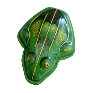 212 MAIN Old-Style Tin Metal Collectible Frog Toy - Clicks Sound, Adult Collector Item, Decor Items for Farm Animal & Poultry Themed Pet Supplies