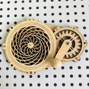 Montessori Busy Board DIY Accessories Wooden Hand Crank Gear Toy for Kids, Early Educational Puzzle to Stimulate Imagination, Creative Wooden Model for Boys and Girls Toddlers-Kaleidoscope