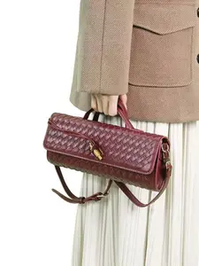 Women's Fashion Leather Handbag, Casual Shoulder Bag, All-Seasons Accessory, Perfect Gift for Women, Ideal for Daily Use & Special Occasions, Embellished Shoulder Bag