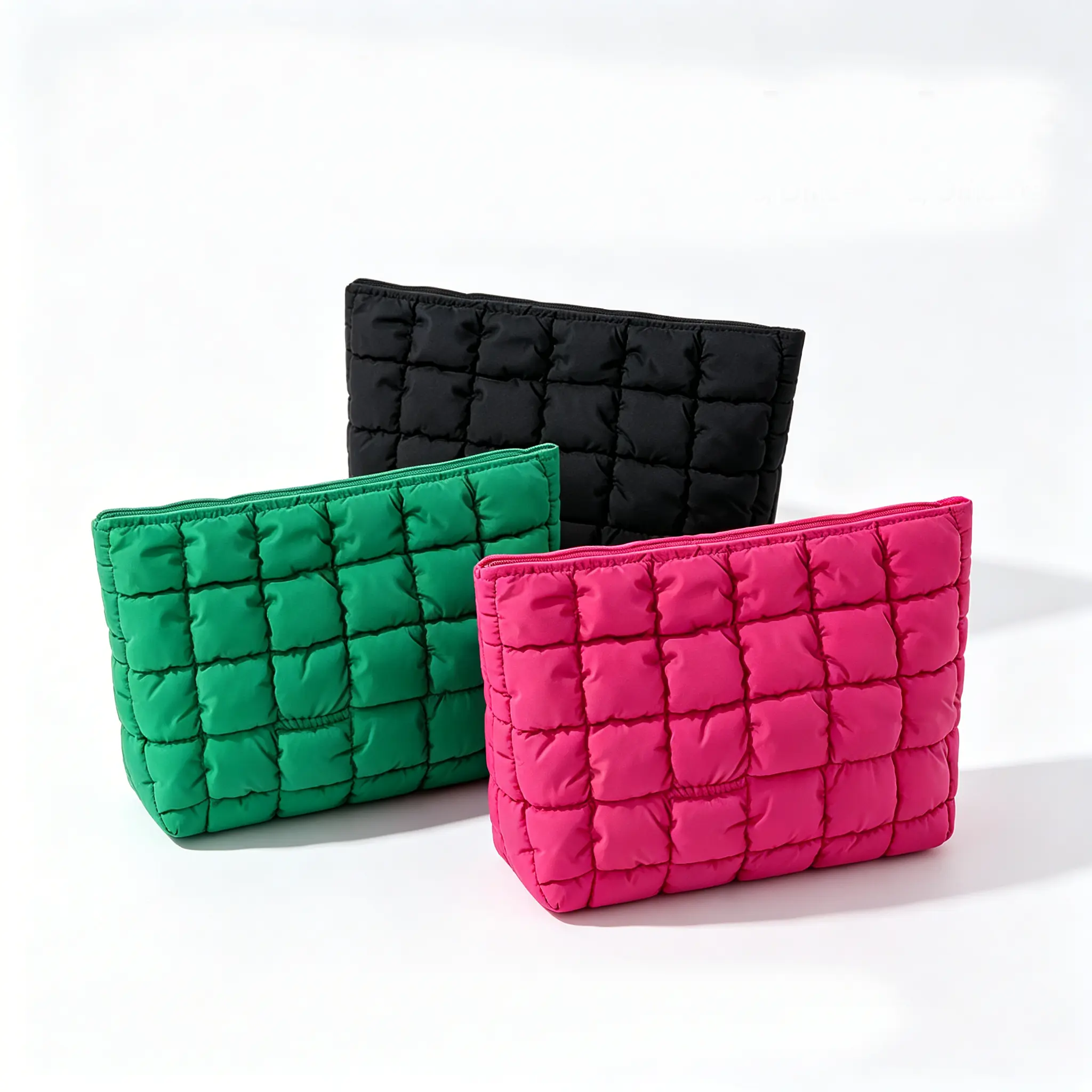 Quilted Puffy Clutch Bag for Women, Chic Handheld Cosmetic Pouch with Large Capacity and Built-in Organizer for Casual Daily Use & Travel, Makeup Storage Bag, High-Capacity, Quilted Puffy Design, Organizer Inside