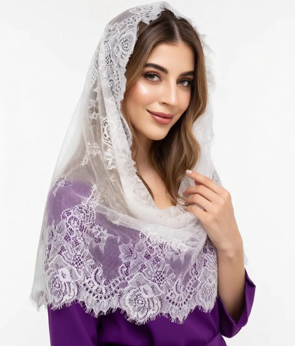 Elegant Vintage Lace Drop Veil for Brides, 24-Inch Mantilla Style Bridal Veil with Floral Edge for Church Weddings, Mantilla Look