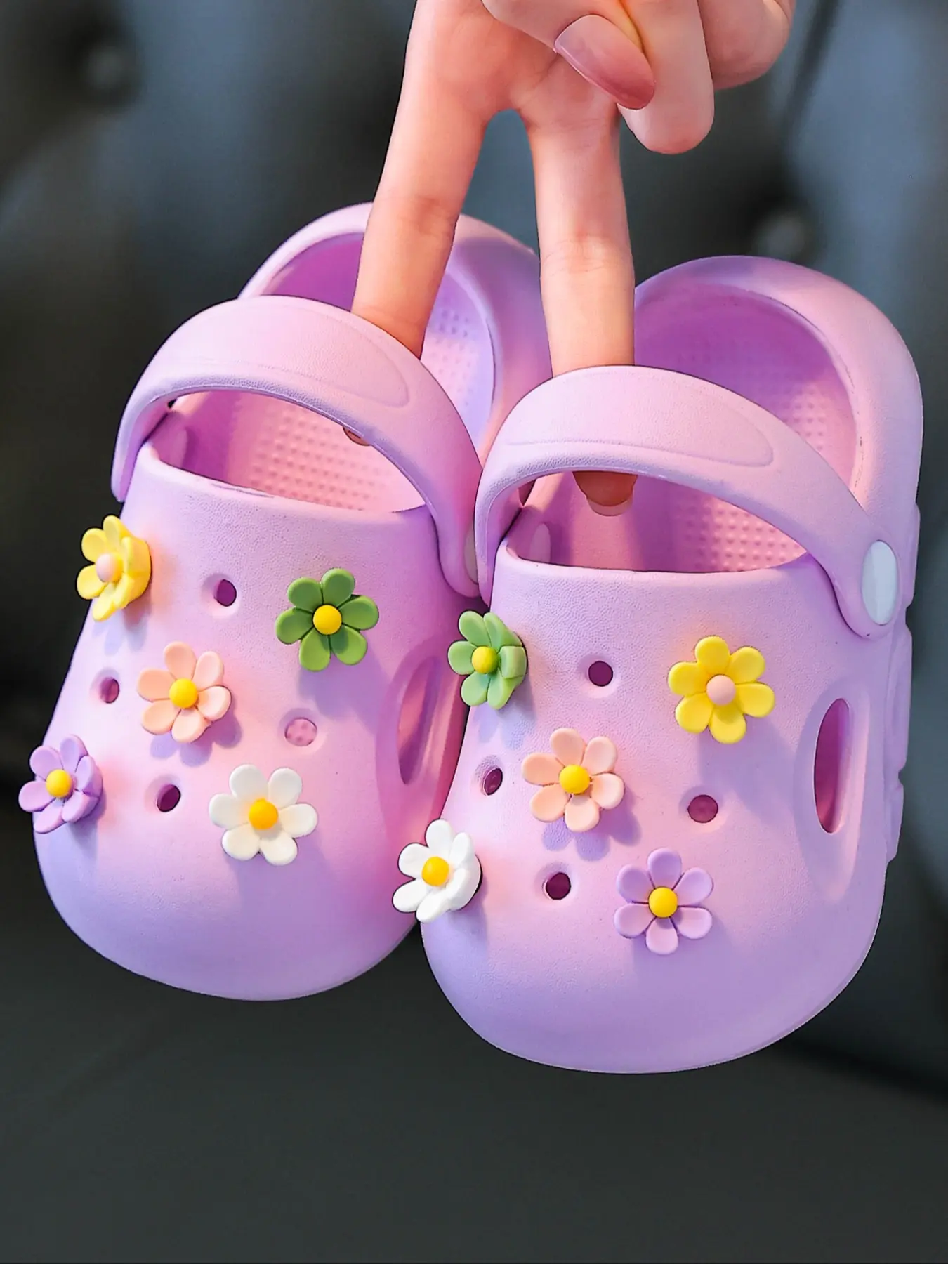 Hole Shoes Slippers Cartoon Fashion Baby Summer Lightweight Soft Eva Girls Indoor Outdoor Sandals Garden Shoes Kids Shoes