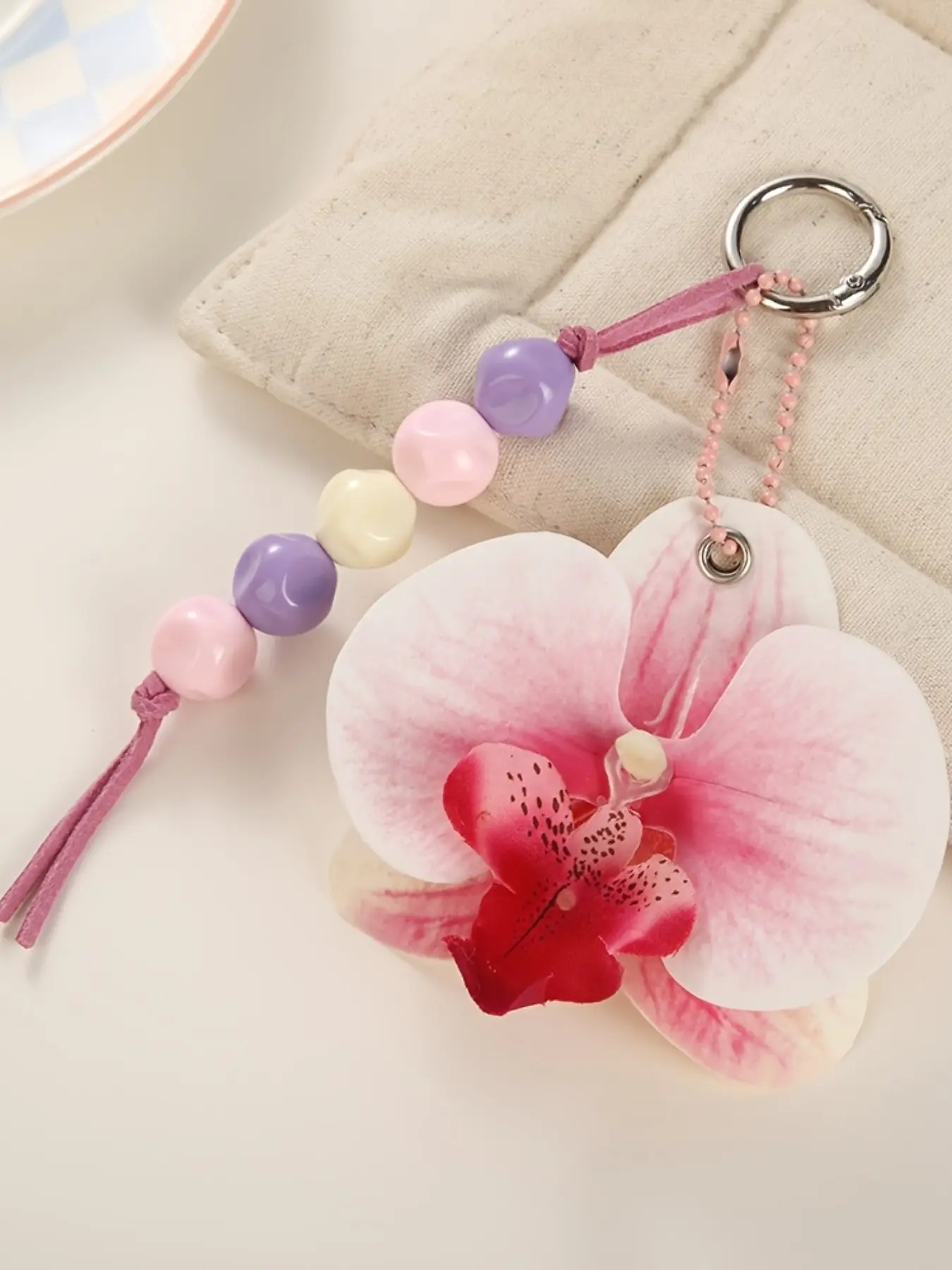 Simulation Butterfly Orchid Keychain, Artificial Flower Tassel Beaded Pendant, Orchid Keychain, Keychains Cute, Butterfly Orchid Bag Charm, Phalaenopsis Floral Petals Keychain, Pastel Beads Phone Charm, Car Keychain, Sweet Gift