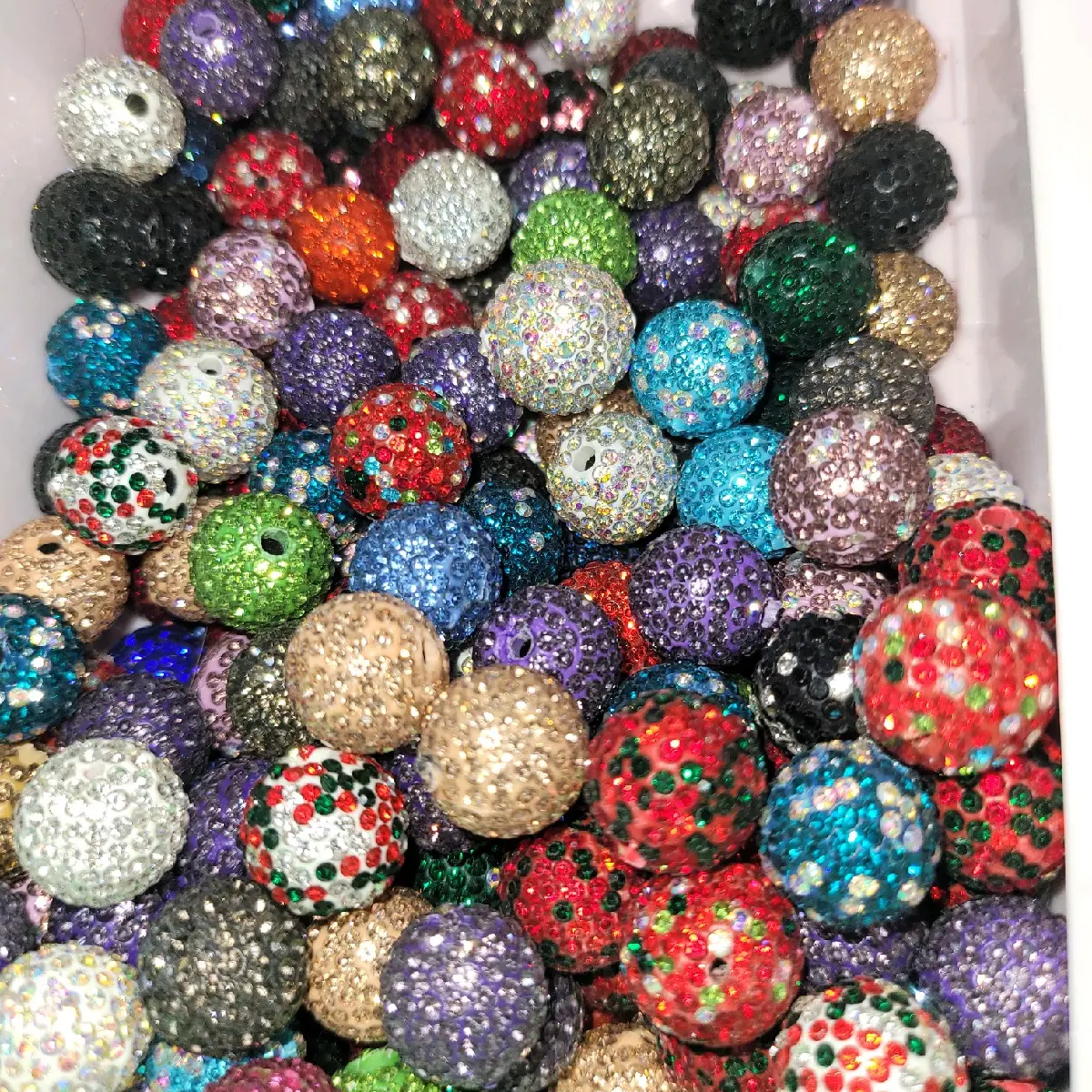 bead sale is the best time to stock up. each bag sold separately and you may choose the bag you want. made from resin, clay, acrylic many styles. diy pens amd jewelry making, Keychain bars.