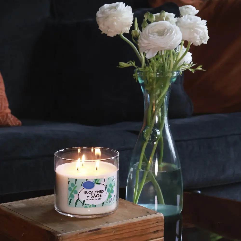 Eucalyptus & Sage Aromatherapy Candle, 14oz Glass Jar for a Refreshing and Cleansing Ambiance