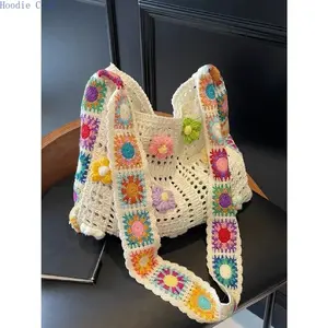 Ladies Bohemian Style Crossbody Bag Retro Hollow Floral Shoulder Bag Fringe Hobo Bag Fashion Daily Casual Purse Lightweight Versatile Handbag for Travel Shopping Work Use