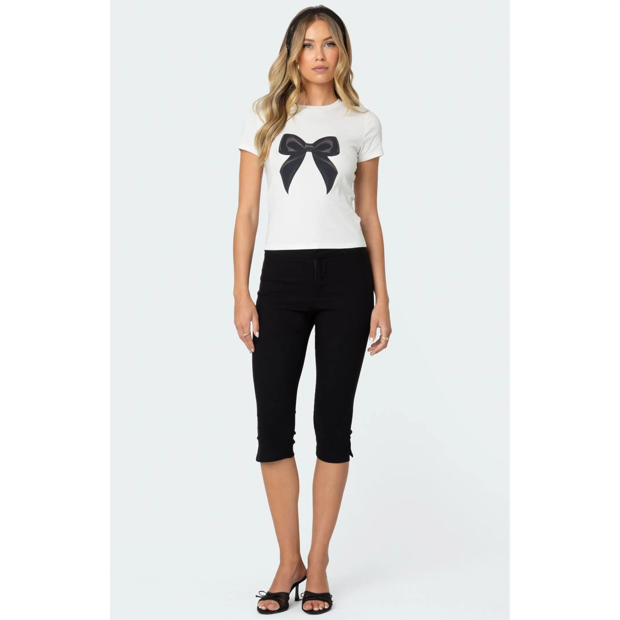 Edikted Women's Sarafina Capri Pants