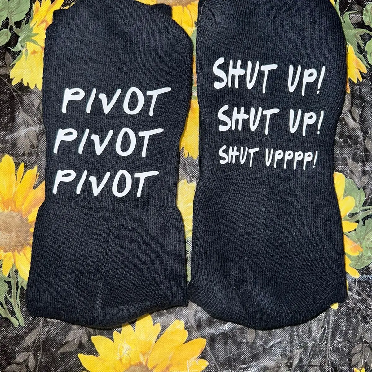 Friends PIVOT Shut Up socks * TV Show Socks * Personalized Socks * Stocking stuffers * Christmas Present * Ross * Chandler   TV Show quote...hilarious PIVOT, PIVOT, PIVOT...SHUT UP, SHUT UP,  SHUT UPPPPPP!!!  Personalized socks, great Christmas gift or st