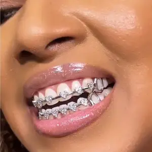 2pcs Love Connection Side Hollowed-out Grillz Copper Inset 5A Zirconia Hip Hop Jewelry Grillz Cool Pop Party Gift Lady Grillz