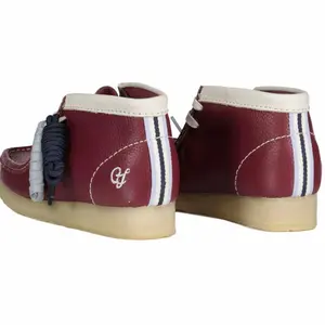 Original Clark’s Wallabee burgundy combi