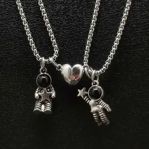 2Pcs Astronaut Couples Necklaces Astronomy Spaceman Matching Couple Necklaces Valentine’s Day for Him Her or Best Friends