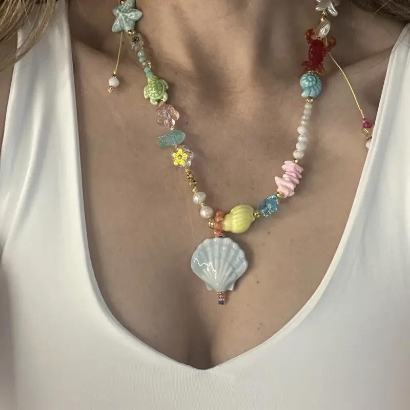 Collar arcoíris de verano