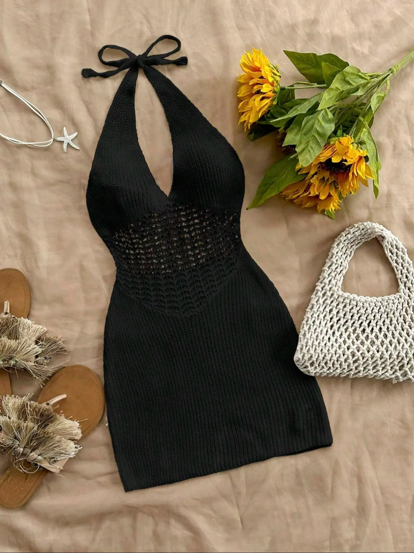New Women's Fashion Minimalist One-Piece Hollow Out Halter Neck Dress, Casual Slim-Fitting Short Dress, Breathable Lightweight for Spring Summer, Beach Vacation Wear