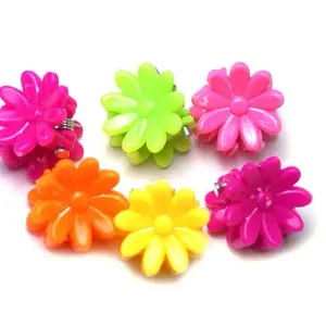 EMPRENDEDOR [LIVE ONLY] Mixed Wholesale 7 Package - 7 Dozens Includes 1 Dozen Keychains,1 dozen of Socks, 1 dozen of Hair Brush OR Bows, 1 dozen of Notebooks & 3 RANDOM Fashion Accessories Diy