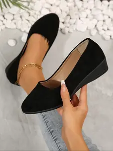 Casual Wedge Heeled Shoes with Platform, Rubber, Round Toe Design, Comfortable Slip-On Style, Easy to Wear, Women's Stylish Classy Fashion Footwear