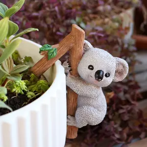 Creative Koala Pot Hanger Decoration, Pot Art, Animal Pendant Hanging Statue for Resin Climbing Sculpture Indoor Outdoor Decor, Spring Summer Garden Yard